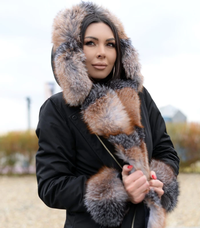 Parka-nepromocivo-platno-i-krzno-argentinske-i-zlatne-lisice-4 Ženska parka sa nepromočivim platnom i prirodnim krznom